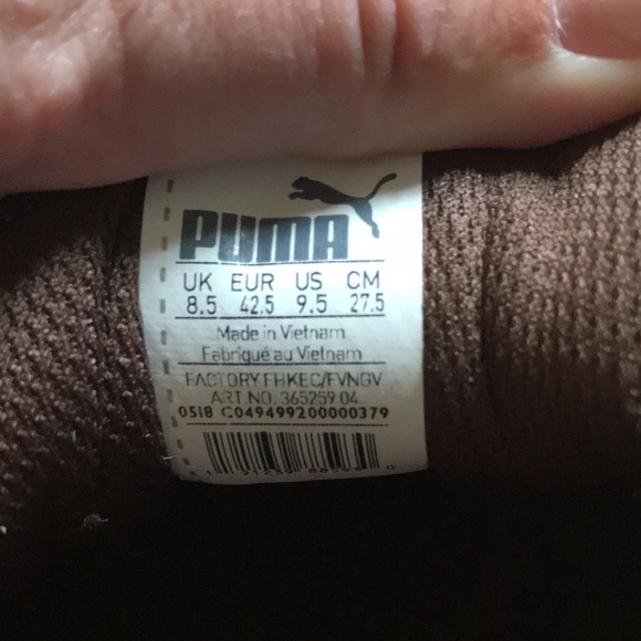 MUST SELL MOVING- ********* Men’s PUMA Sneakers… sz 8 1/2 EUC Barely worn. - Picture 7 of 10